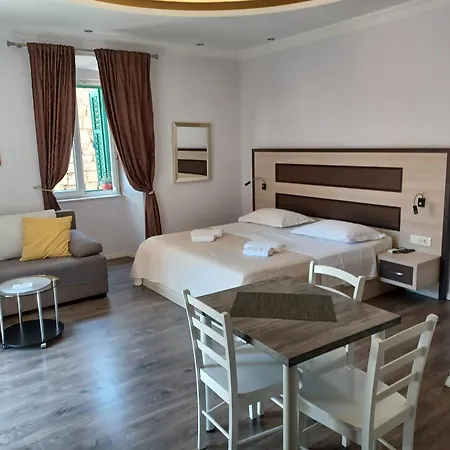 Jr Luxury Сплит