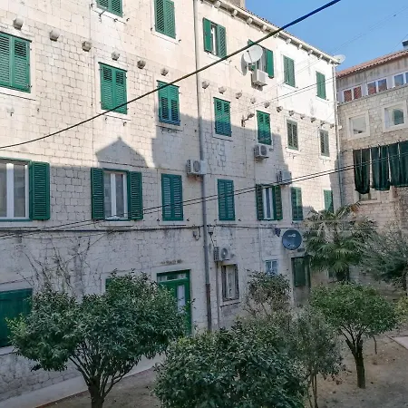 Jr Luxury 4* Сплит