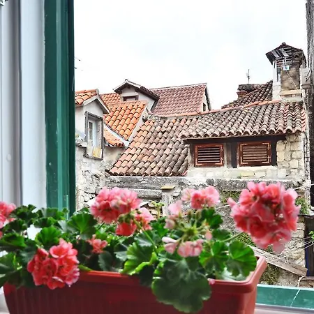 Jr Luxury 4* Сплит