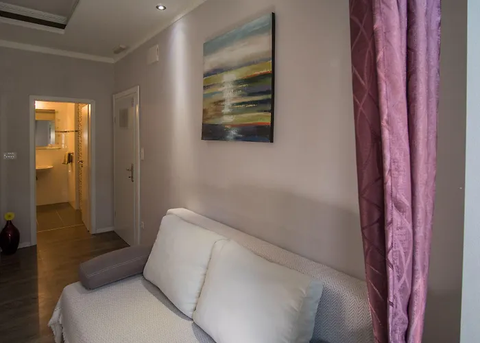 Jr Luxury Гостевой дом 4*