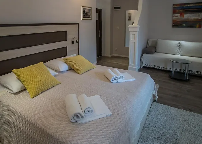 Jr Luxury Гостевой дом 4*